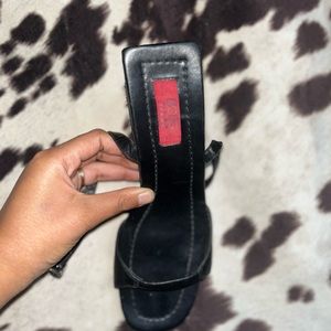 Y2K 2000s Vintage BCBG wedges
